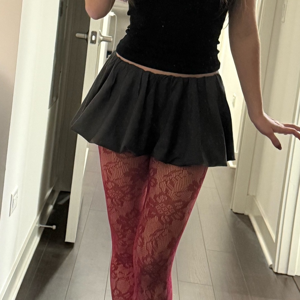 Urban Outfitters Size Medium Mini Bubble Skort- Grey